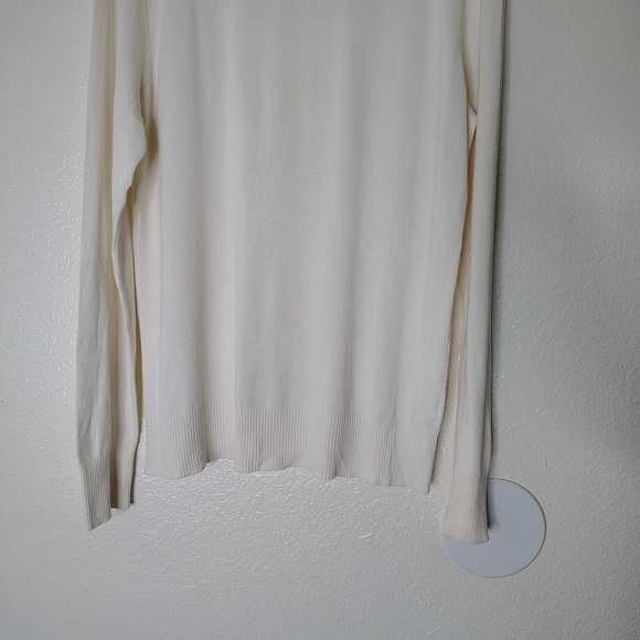 Ann Taylor Factory Embellished Crew Neck Sweater Ivory XL NWT - Yellow Stains - - Picture 13 of 14